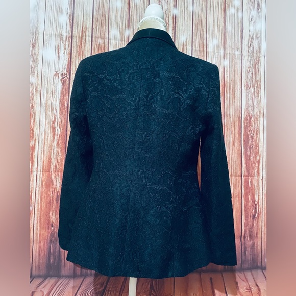 Women’s Size 8 Blazer Liz Claiborne Black Lace Textured Lined Soft Silky Trim - Picture 5 of 10